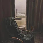 Moderno Con Terraza Y Chimenea, Vistas Al Mar, 6 Personas, Saude Doce