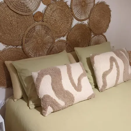Moderno Con Terraza Y Chimenea, Vistas Al Mar, 6 Personas, Saude Doce *