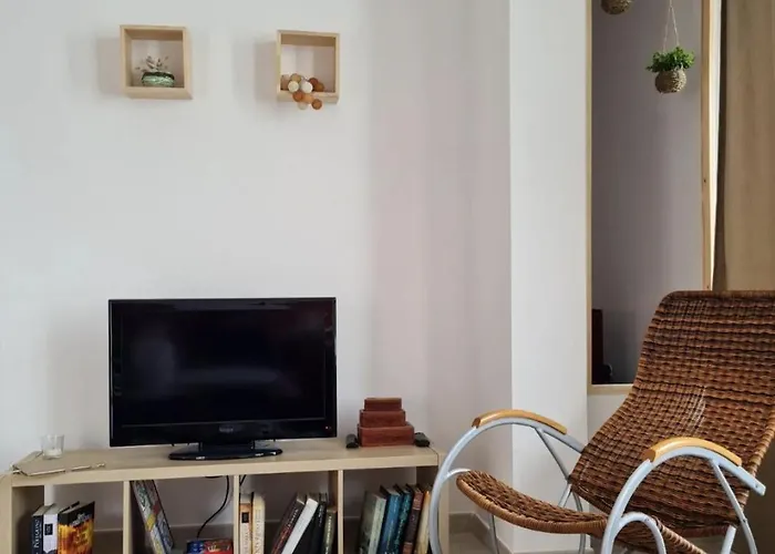 Moderno Con Terraza Y Chimenea, Vistas Al Mar, 6 Personas, Saude Doce *