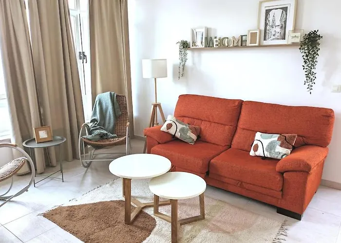 Moderno Con Terraza Y Chimenea, Vistas Al Mar, 6 Personas, Saude Doce