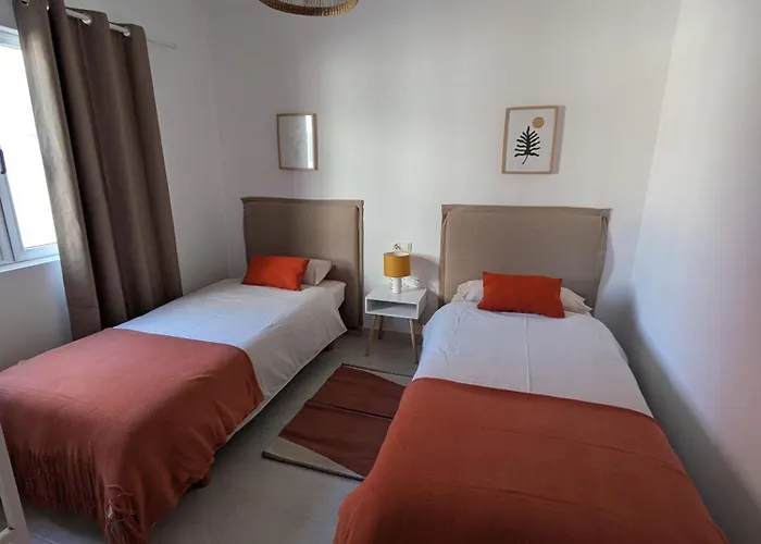 Moderno Con Terraza Y Chimenea, Vistas Al Mar, 6 Personas, Saude Doce Apartman *